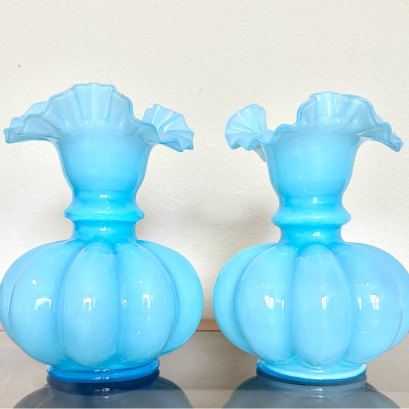Vintage Pair Of Fenton Glass Melon Vases 8” Tall Light Blue Pastel Baby Blue - Picture 3 of 5